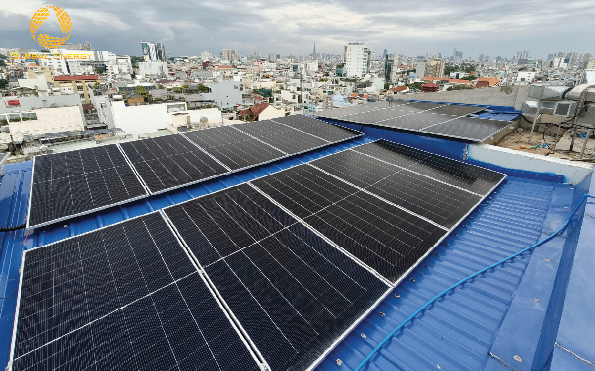 Tấm pin Jinko Solar 